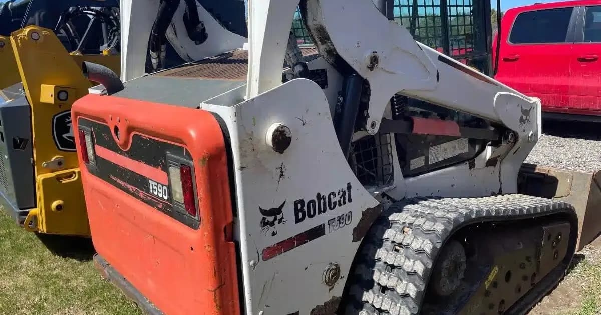 Average Price of a Used Skid Steer in Canada (2025) | IronFinance